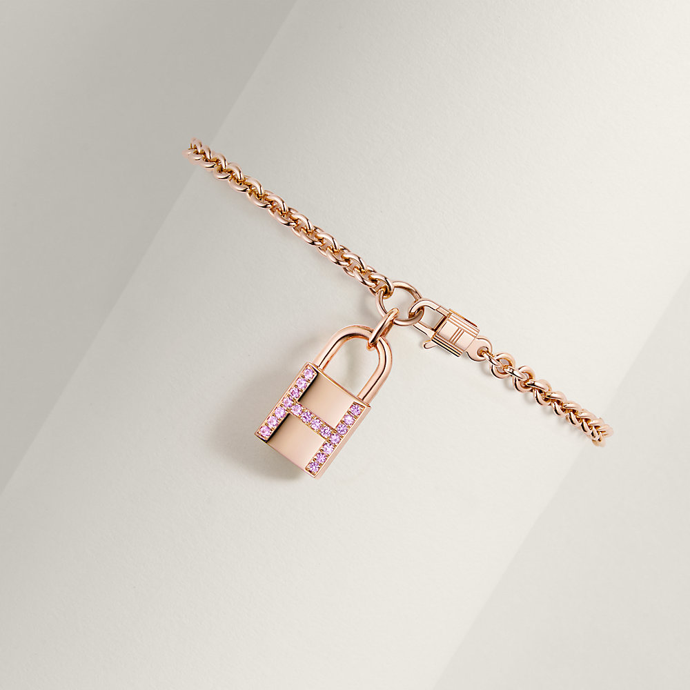 【手元に存在感を♪】HERMES ブレスレット≪Kelly Cadenas≫ Kelly Cadenas bracelet | Hermès USA